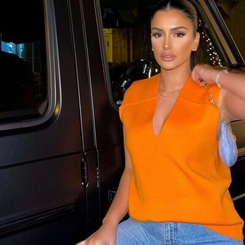 NWT Zara Orange V-Neck Oversized Knit Tank Top Size Small